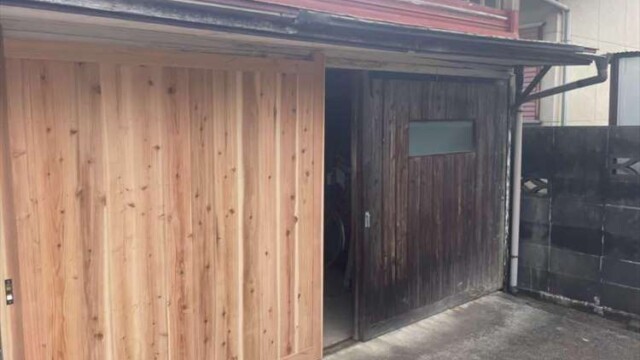 車庫引き戸の新調